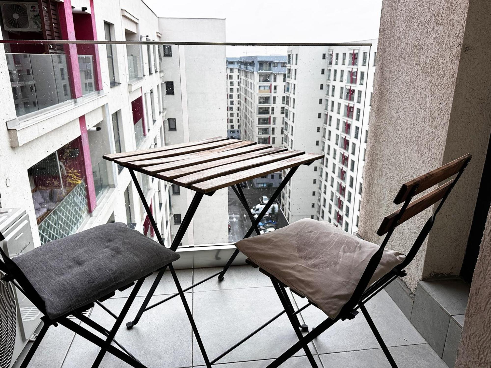 Smart Living Plaza Apartment บูคาเรสต์ ภายนอก รูปภาพ