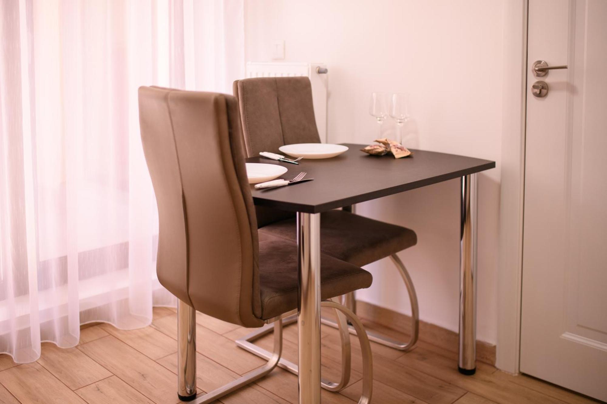 Smart Living Plaza Apartment บูคาเรสต์ ภายนอก รูปภาพ