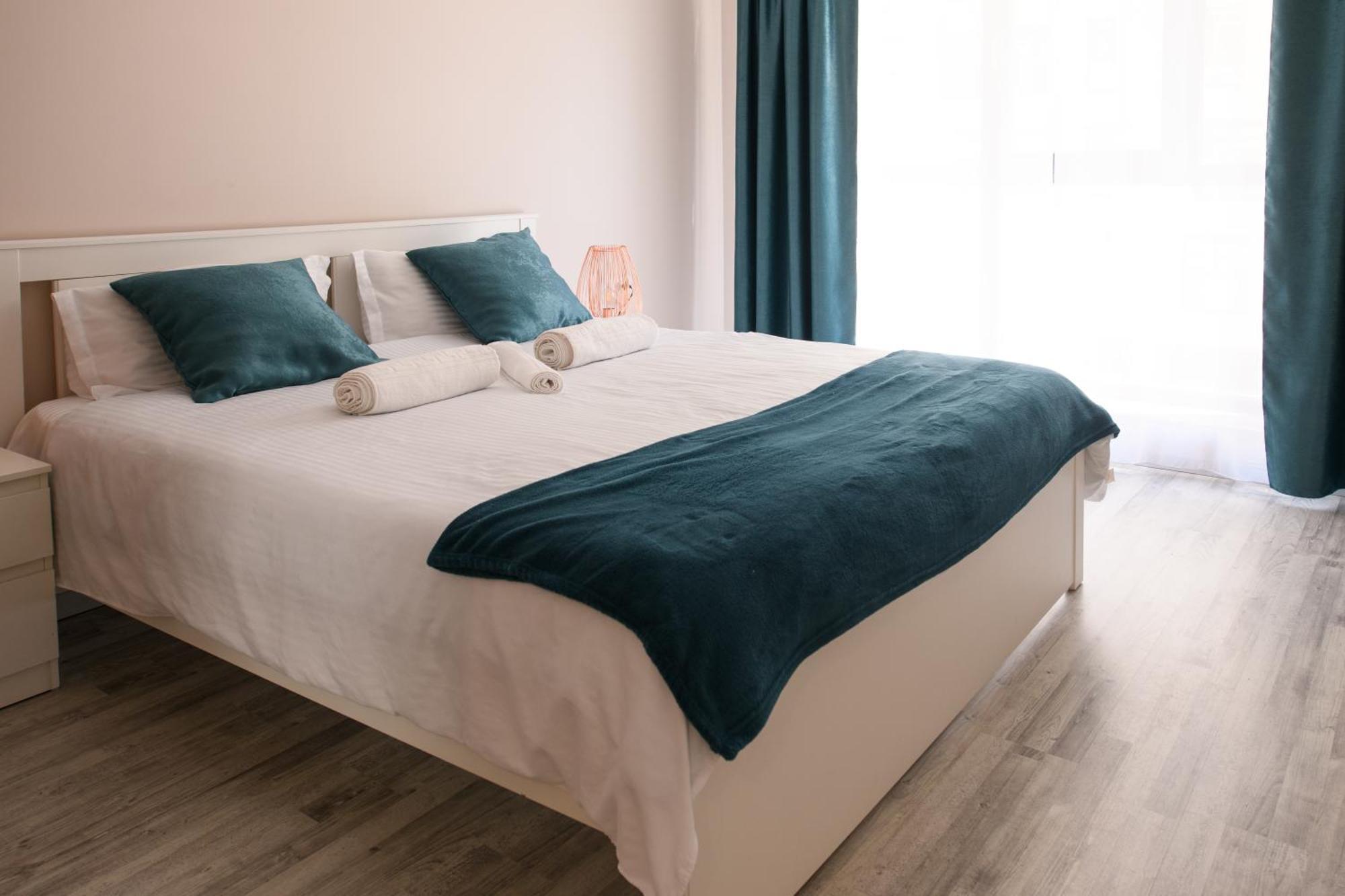 Smart Living Plaza Apartment บูคาเรสต์ ภายนอก รูปภาพ