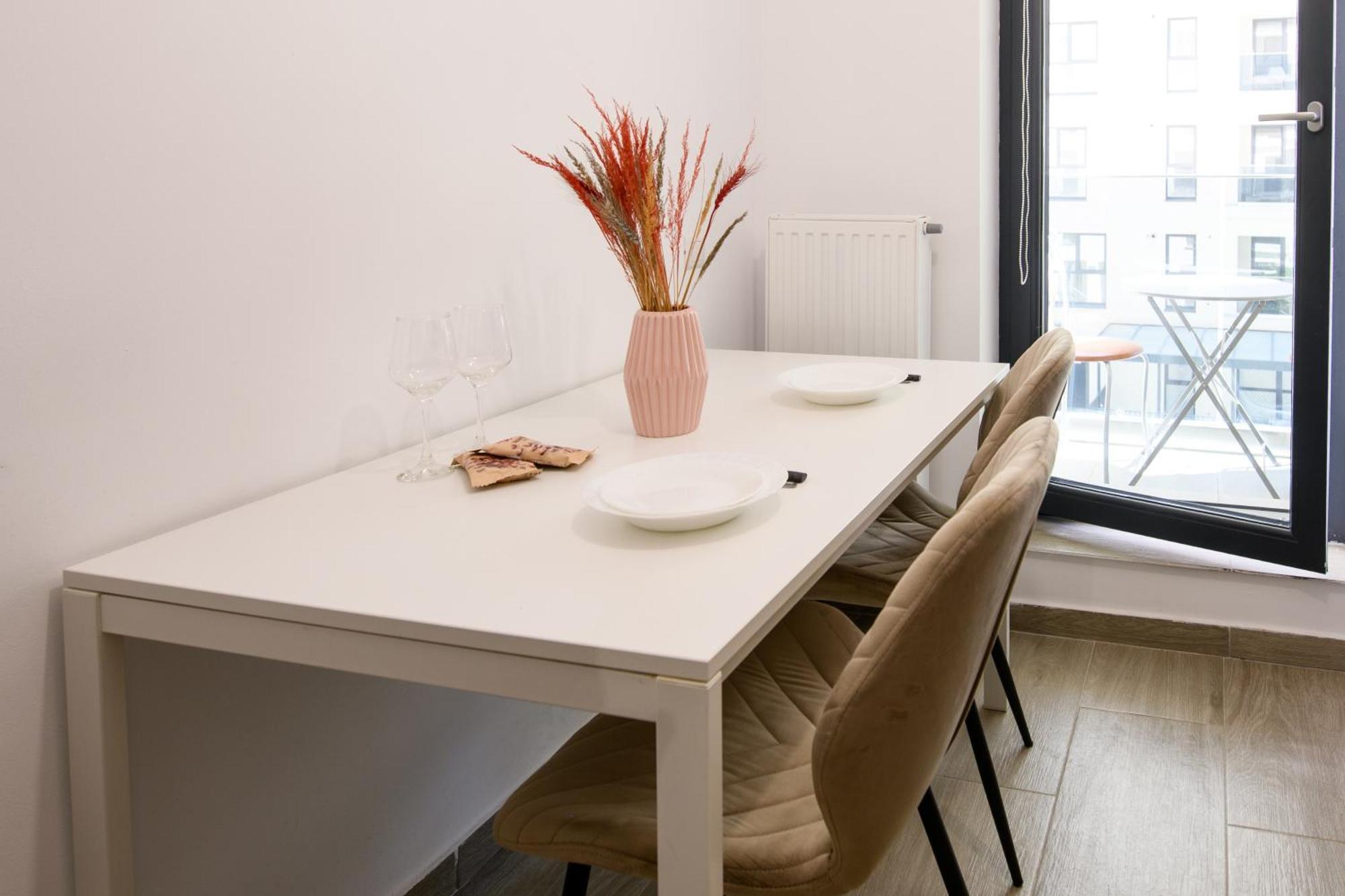 Smart Living Plaza Apartment บูคาเรสต์ ภายนอก รูปภาพ